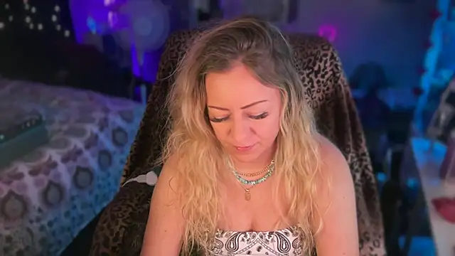 sage love online show from March 2, 3:29 am