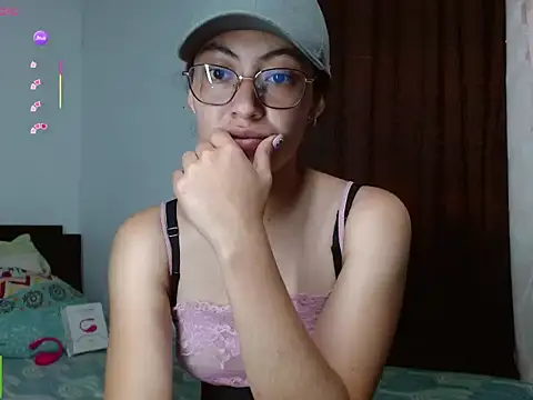 Olivia Bright online show from May 26, 9:57 pm