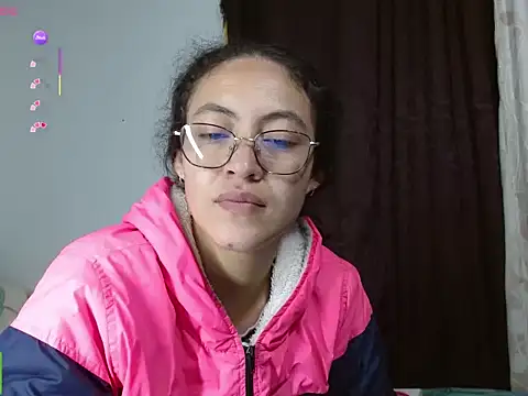 Snapshot of Olivia_Bright chatting on June 11, 2:53 am Olivia Bright online show from June 11, 2:53 am