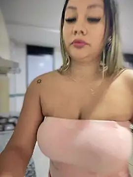 Snapshot of ValeryGrey chatting on March 22, 10:59 pm ValeryGrey online show from March 22, 10:59 pm