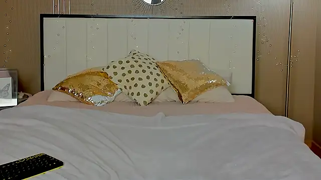 Snapshot of mailymilf chatting on March 6, 2:51 pm mailymilf online show from March 6, 2:51 pm