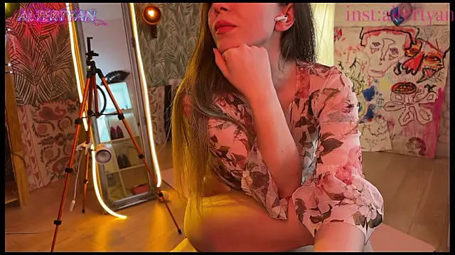 altertyan online show from March 5, 8:05 pm