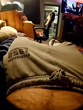 Snapshot of anonymus9006 chatting on February 16, 4:16 pm anonymus9006 online show from February 16, 4:16 pm