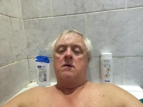 bigbadjon69 online show from May 18, 9:47 am