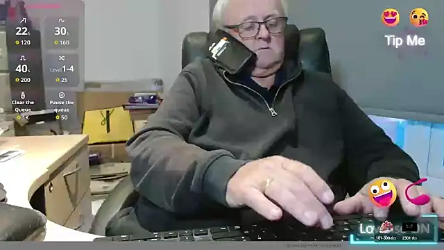 bigbadjon69 online show from October 24, 4:50 pm