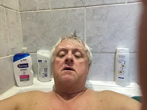 bigbadjon69 online show from April 19, 10:38 am