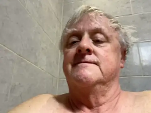 bigbadjon69 online show from April 22, 11:39 am