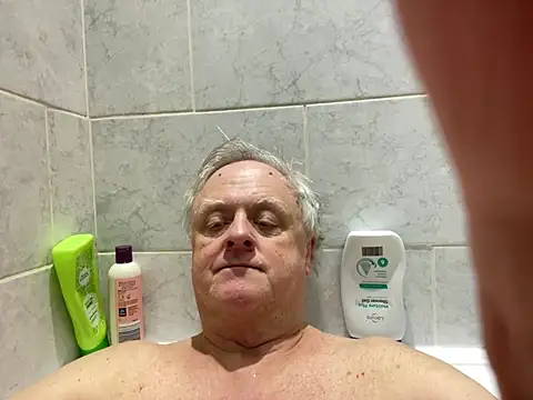 bigbadjon69 online show from February 1, 2:24 pm