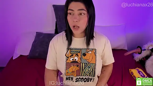 lucy26  online show from March 24, 2:33 am