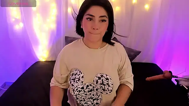 lucy26  online show from September 23, 1:45 am