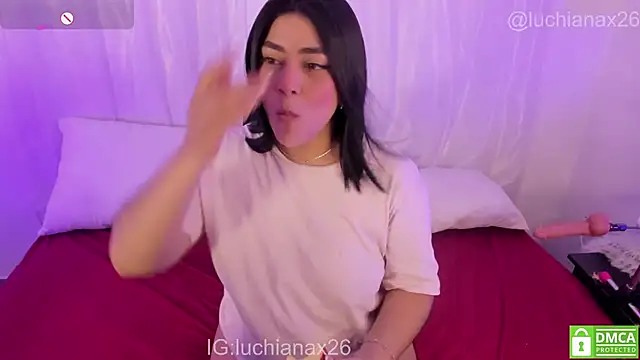 lucy26  online show from February 11, 2:22 am