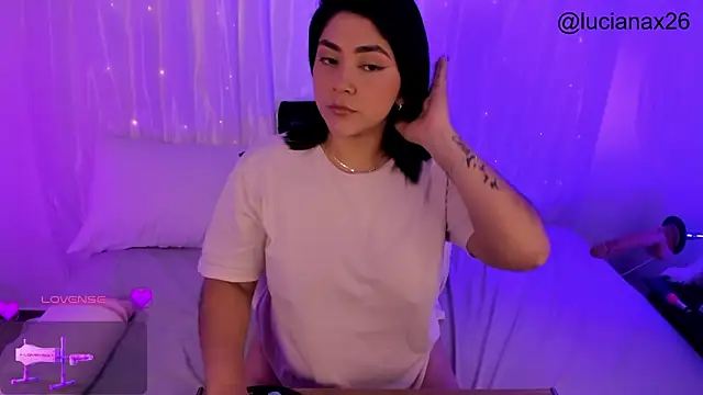 lucy26  online show from November 26, 2:55 am