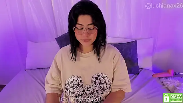 lucy26  online show from February 7, 4:09 am