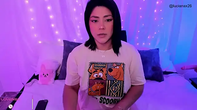 lucy26  online show from November 2, 3:11 am