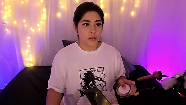 lucy26  online show from September 22, 2:17 am