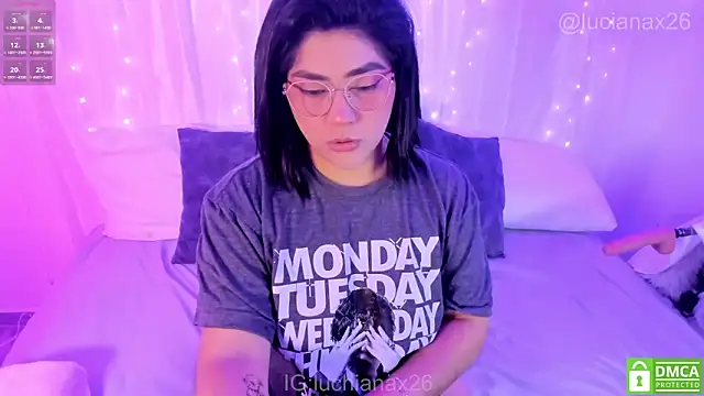 lucy26  online show from December 19, 1:42 am