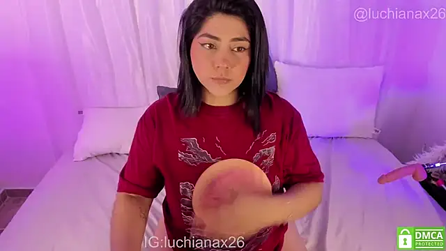 lucy26  online show from February 6, 3:57 am