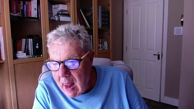 Snapshot of Oldpistolpete chatting on June 13, 10:35 am Oldpistolpete online show from June 13, 10:35 am