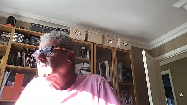 Snapshot of Oldpistolpete chatting on July 15, 5:09 pm Oldpistolpete online show from July 15, 5:09 pm