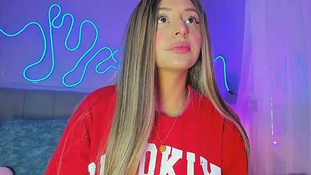 Snapshot of Sofly_s chatting on February 28, 11:54 am Sofly s online show from February 28, 11:54 am