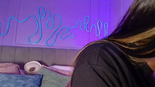 Sofly s online show from May 13, 12:01 pm