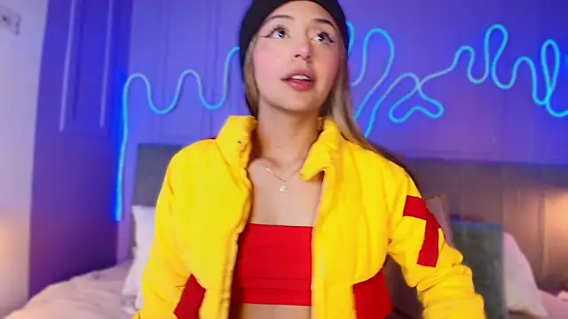 Sofly s online show from March 21, 9:36 am