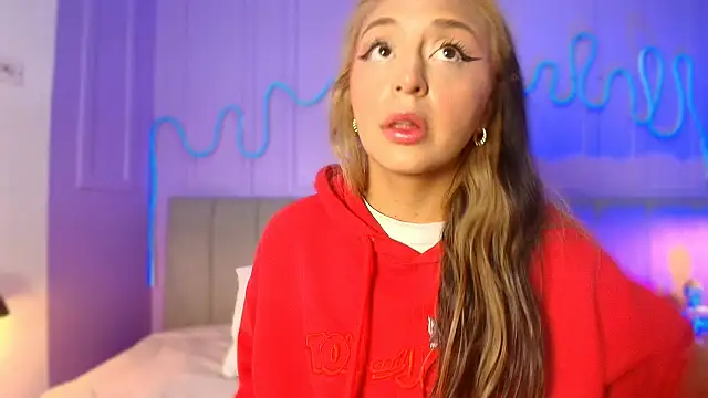 Sofly s online show from April 15, 11:38 am