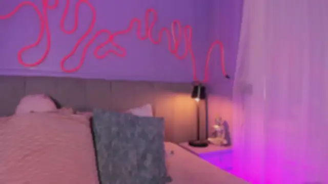 Sofly s online show from December 16, 11:58 am