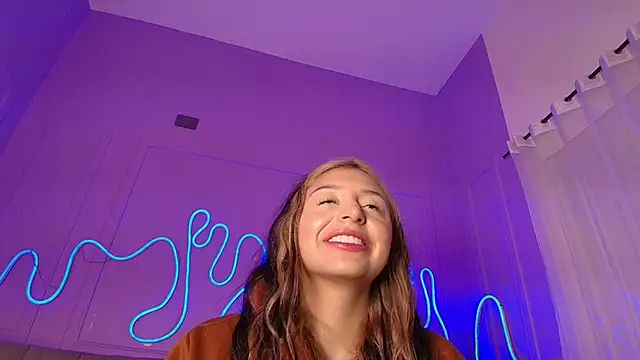 Sofly s online show from March 12, 11:47 am