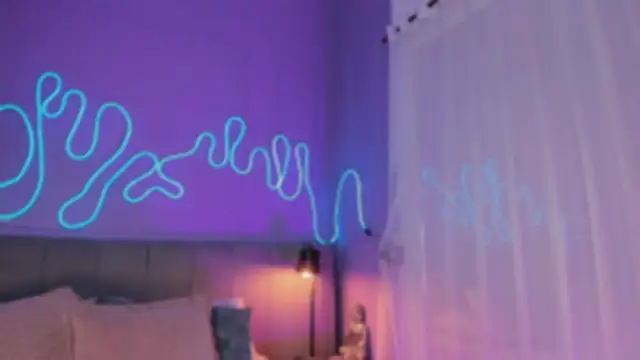 Snapshot of Sofly_s chatting on November 8, 12:20 pm Sofly s online show from November 8, 12:20 pm