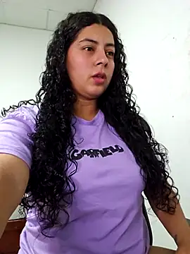 Snapshot of Mary_pinkish chatting on October 7, 9:49 pm Mary pinkish online show from October 7, 9:49 pm