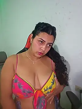 Snapshot of Mary_pinkish chatting on March 6, 11:09 pm Mary pinkish online show from March 6, 11:09 pm