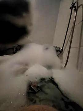 Snapshot of Paul10112 chatting on September 14, 7:03 pm Paul10112 online show from September 14, 7:03 pm