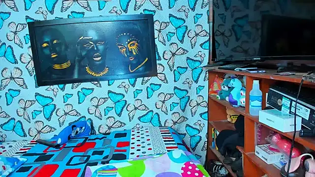 luciana osorno online show from February 23, 6:14 am