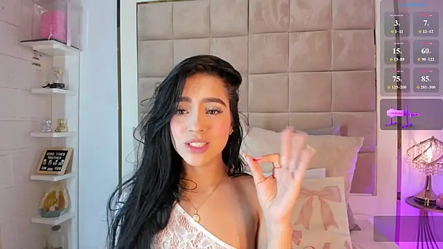 Snapshot of Victoria_adaams chatting on January 29, 6:28 pm Victoria adaams online show from January 29, 6:28 pm
