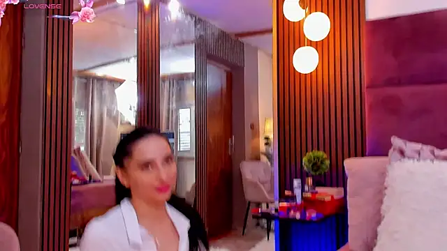 Snapshot of VanessaAngel chatting on June 4, 5:56 am VanessaAngel online show from June 4, 5:56 am