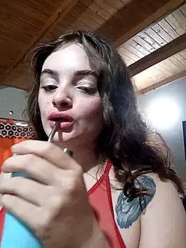 Emmacut online show from March 13, 9:09 pm