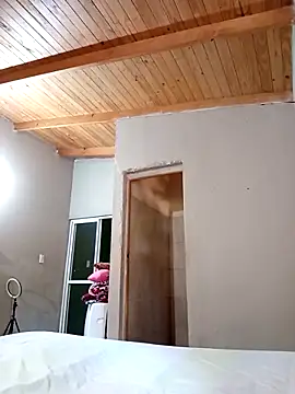 Emmacut online show from October 5, 3:14 pm