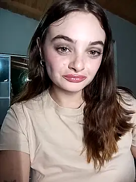 Emmacut online show from April 13, 11:20 pm