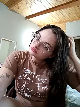 Emmacut online show from November 23, 9:36 pm