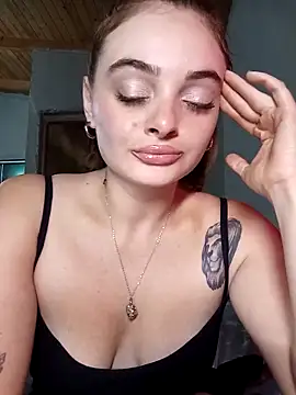 Emmacut online show from April 5, 4:46 pm