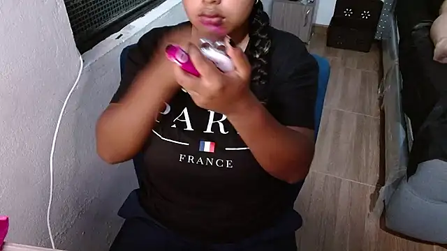 Snapshot of tatiana_wd chatting on January 14, 1:20 am tatiana wd online show from January 14, 1:20 am