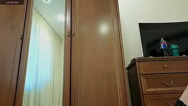 Snapshot of Crazy_team_ chatting on March 30, 1:51 am Crazy team online show from March 30, 1:51 am