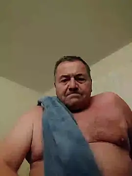 Kissmyfeetnow online show from December 2, 11:57 pm