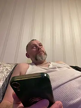 Snapshot of GHsveter chatting on March 2, 10:38 pm GHsveter online show from March 2, 10:38 pm