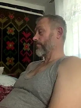 GHsveter online show from November 14, 1:37 pm