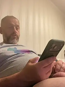 Snapshot of GHsveter chatting on June 9, 5:47 pm GHsveter online show from June 9, 5:47 pm