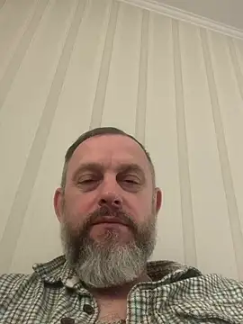 Snapshot of GHsveter chatting on February 19, 9:28 am GHsveter online show from February 19, 9:28 am