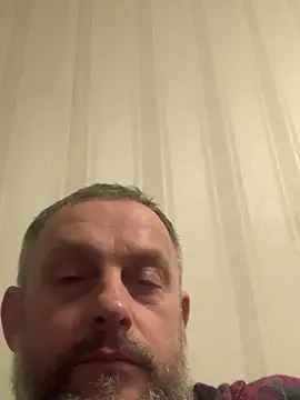 Snapshot of GHsveter chatting on February 16, 10:40 pm GHsveter online show from February 16, 10:40 pm