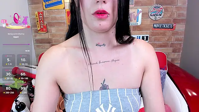 miss sharlotte18 online show from March 5, 6:01 pm